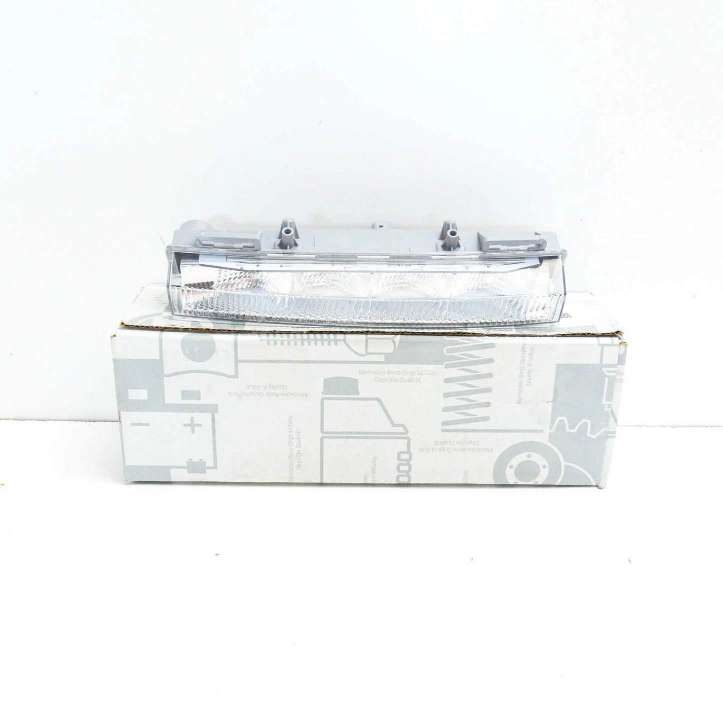 NEW MERCEDES BENZ M W166 FRONT LEFT DAYTIME LIGHT A2049065401