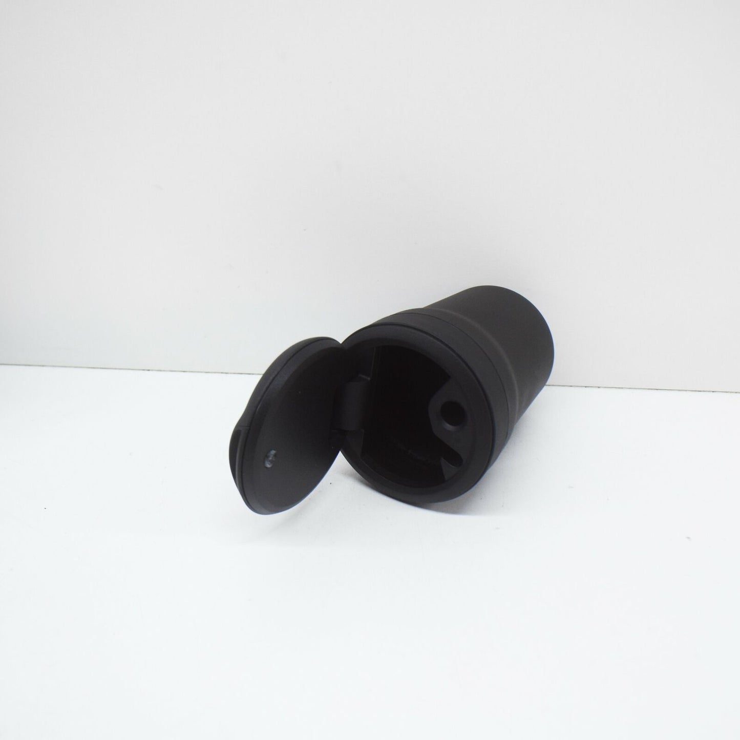 NEW MB A W176 CENTRE CONSOLE CUP HOLDER ASHTRAY INSERT A1778108103 ORIGINAL