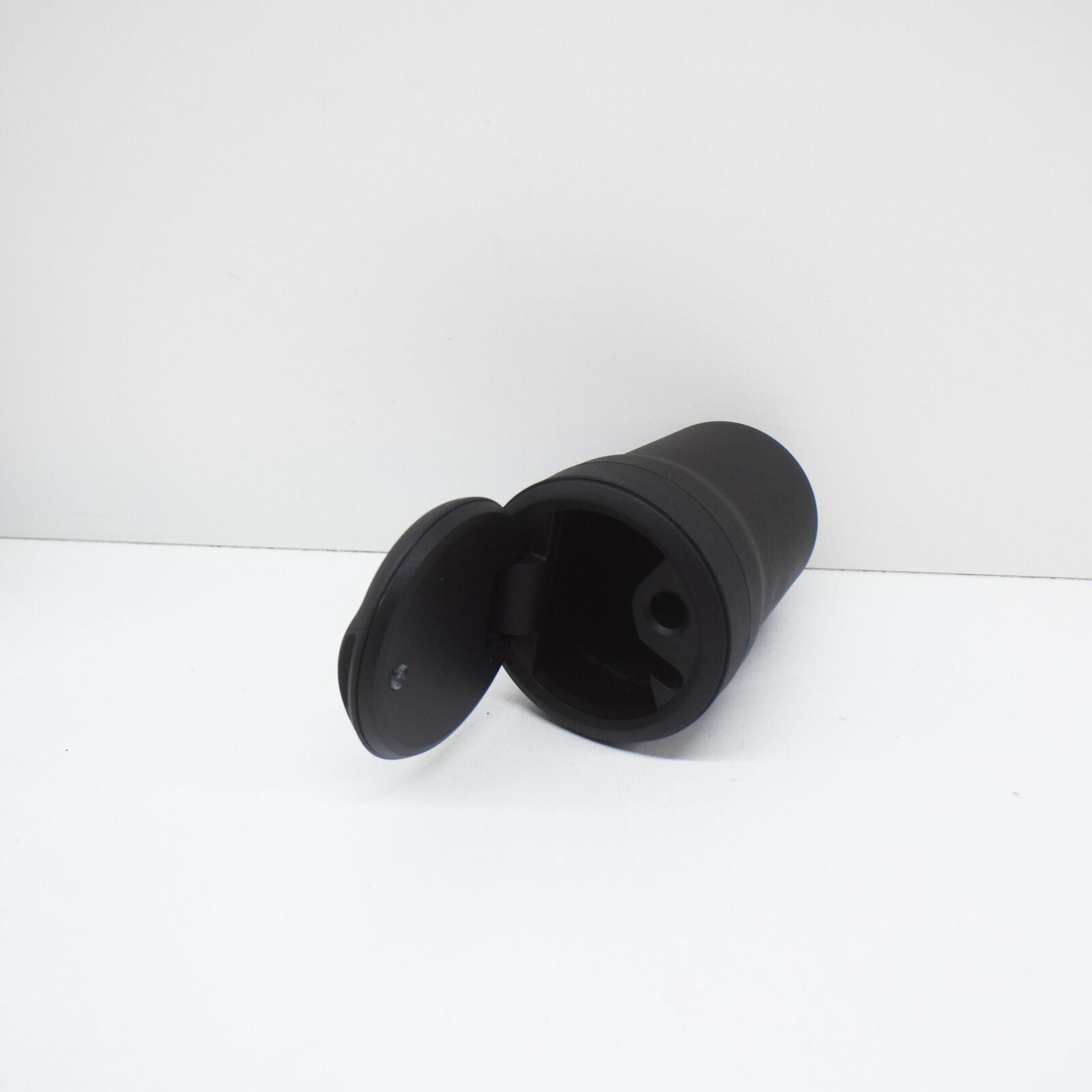 NEW MB A W176 CENTRE CONSOLE CUP HOLDER ASHTRAY INSERT A1778108103 ORIGINAL