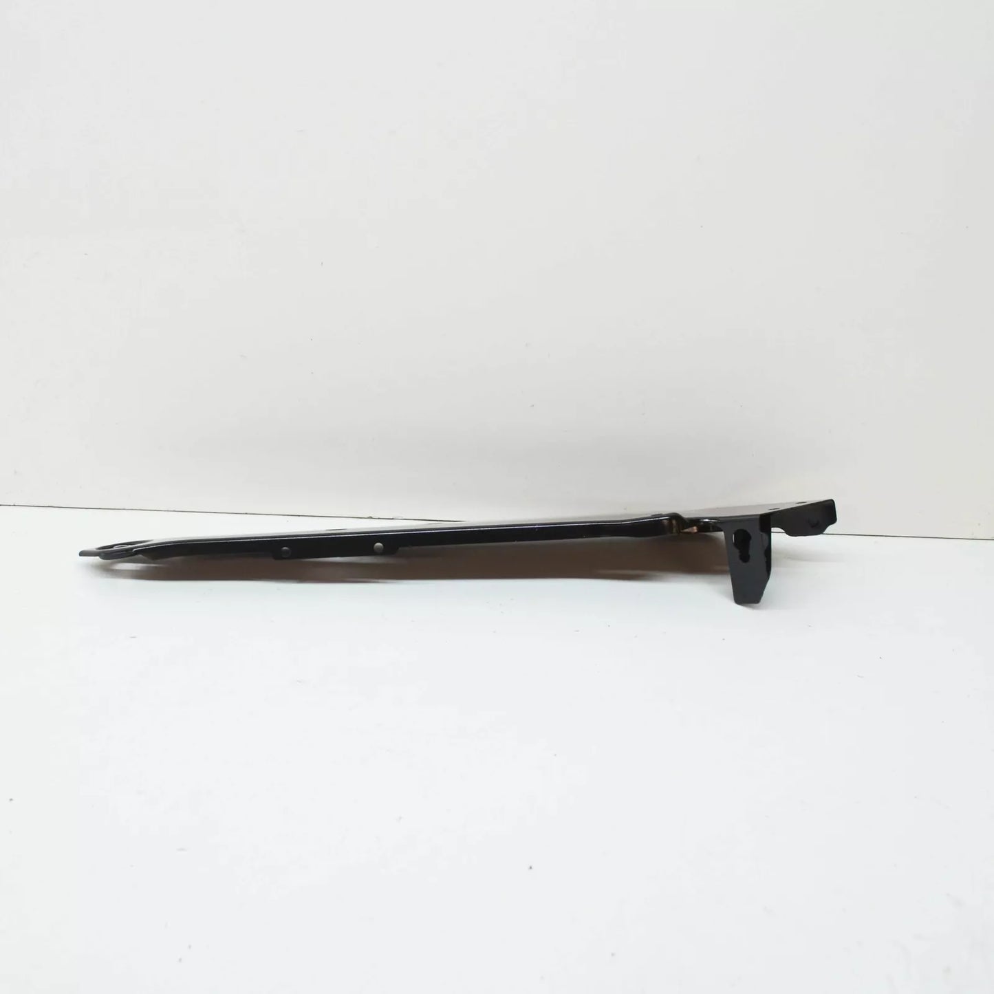 NEW VW PASSAT B8 FRONT PANEL LOCK CARRIER LEFT UPPER BRACE 3G0806929 ORIGINAL