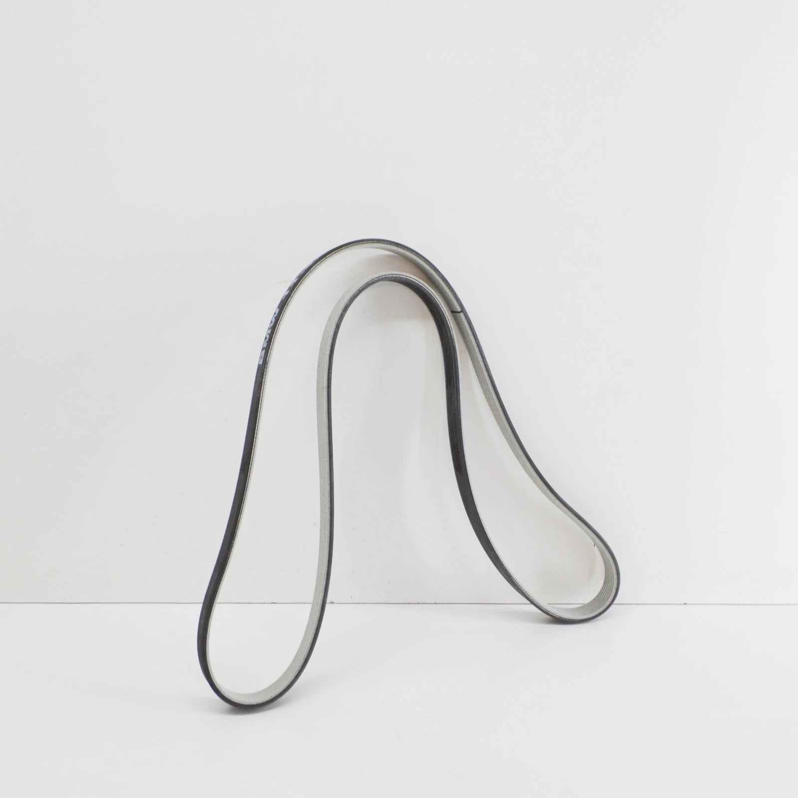 NEW BMW 5 F10 RIBBED V-BELT 8477789 11288477789 ORIGINAL