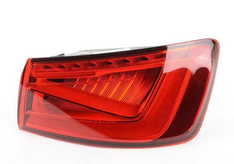 NEW AUDI A3 8V REAR RIGHT OUTER LED TAILLIGHT 8V5945096C ORIGINAL
