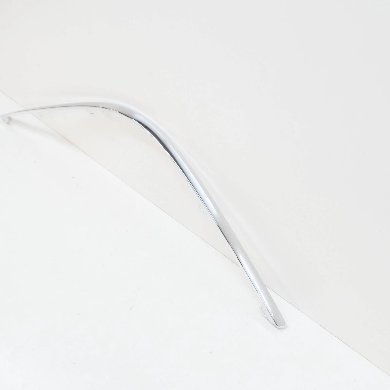 NEW VOLKSWAGEN PASSAT 3C B6 REAR BUMPER LEFT MOLDING TRIM 3C5807459B2ZZ