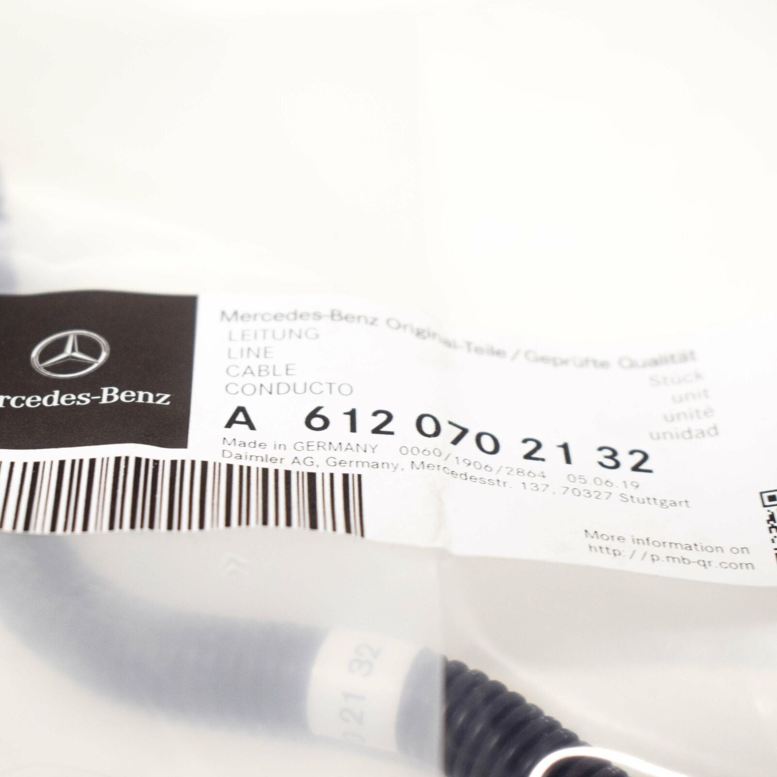 NEW MERCEDES BENZ E W210 FUEL PIPE LINE HOSE E270 DIESEL A6120702132 ORIGINAL