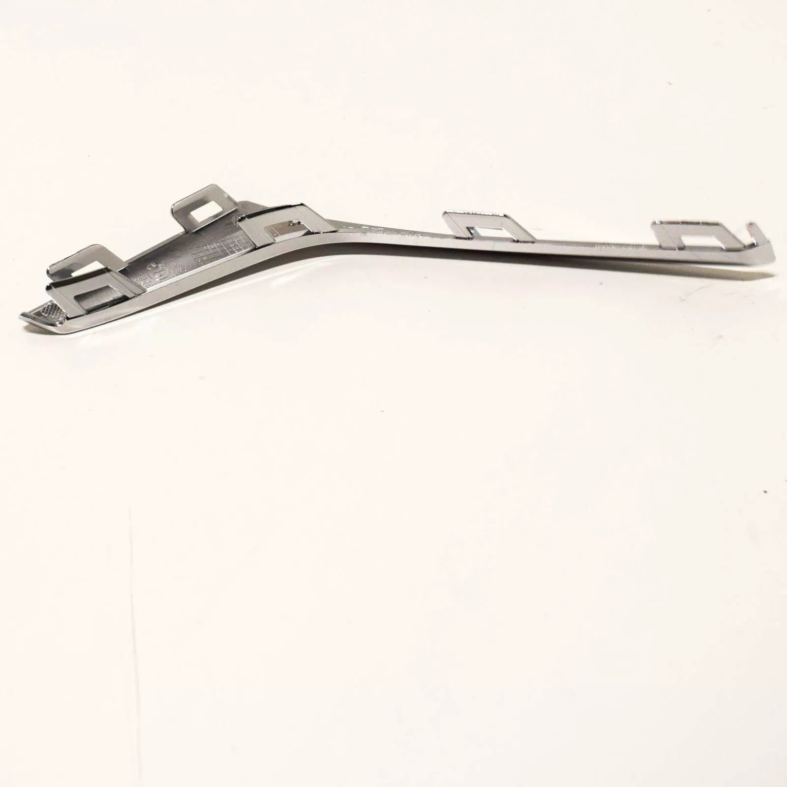 NEW BMW 3 G20 FRONT BUMPER LOWER LEFT MOULDING TRIM 51117471523 ORIGINAL