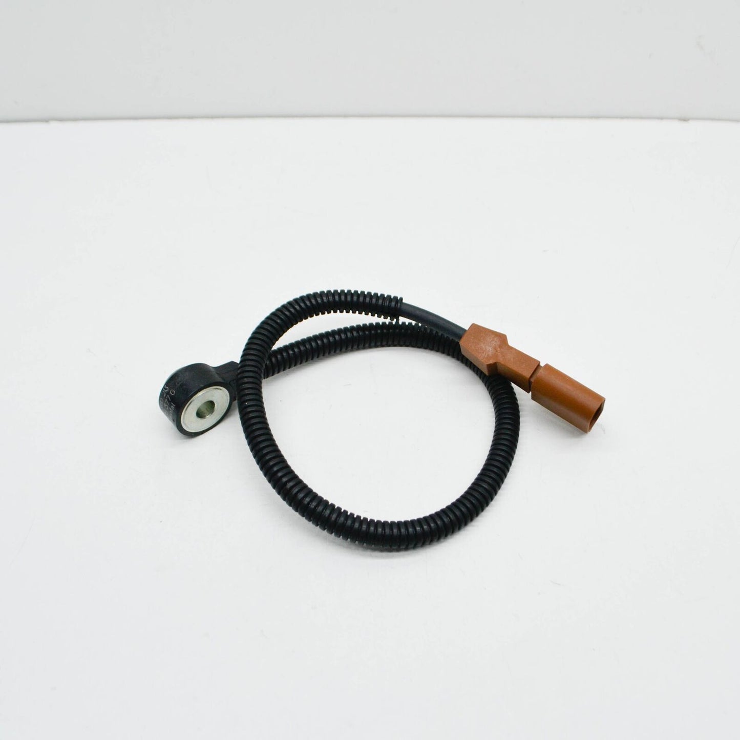 NEW AUDI A6 C6 DETONATION KNOCK SENSOR 077905377G ORIGINAL