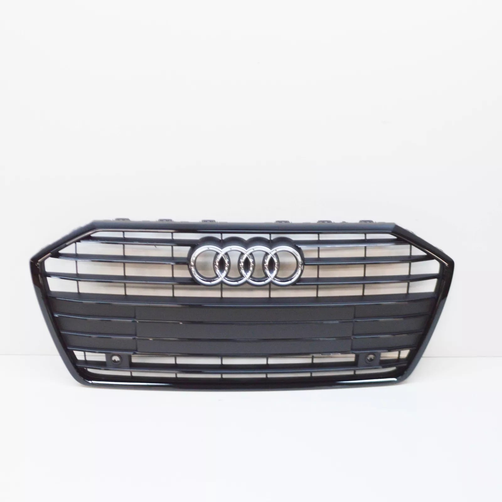 NEW AUDI A6 C8 RADIATOR GRILLE 4K0853651B 3FZ 4K0853651B3FZ ORIGINAL