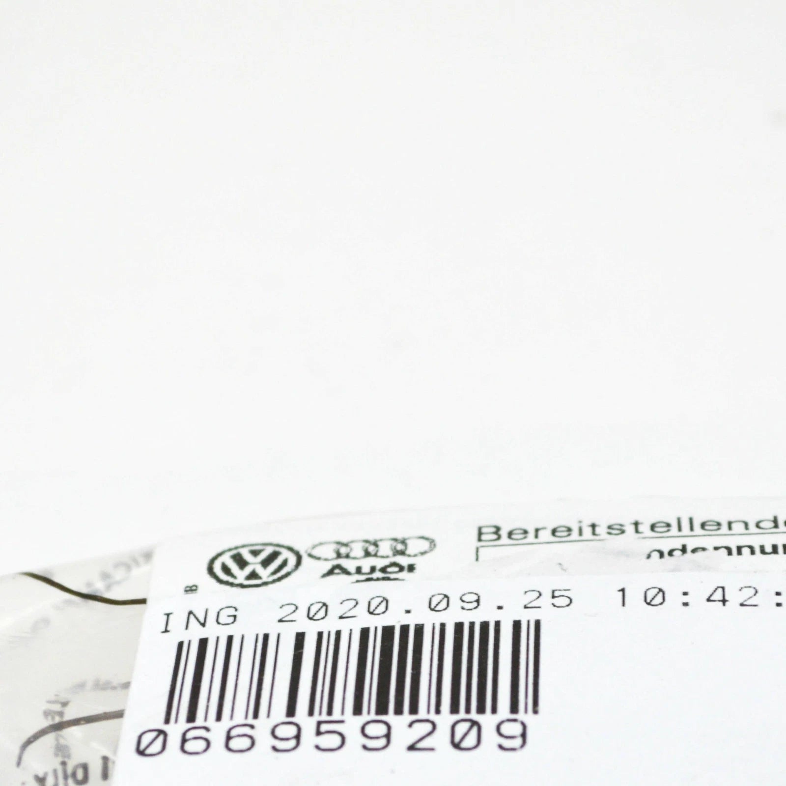 NEW AUDI Q7 4L AUX WATER PUMP RUBBER RETAINER 066959209 ORIGINAL