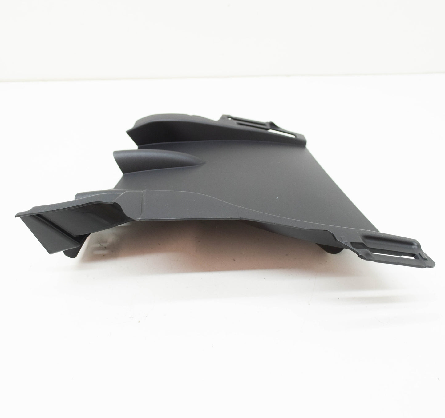 NEW MERCEDES-BENZ EQS FRONT RIGHT AIR DUCT SEGMENT A297A2978856003 ORIGINAL