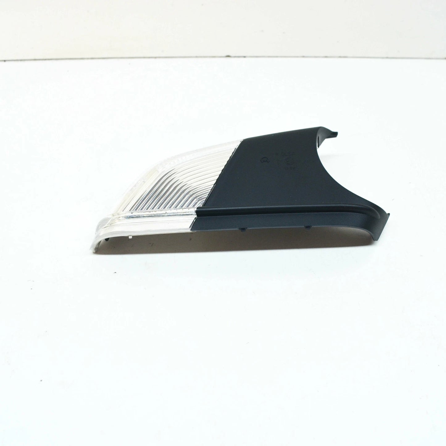NEW VW POLO 9N MK4 FRONT RIGHT DOOR MIRROR TURN INDICATOR 1Z0949102C