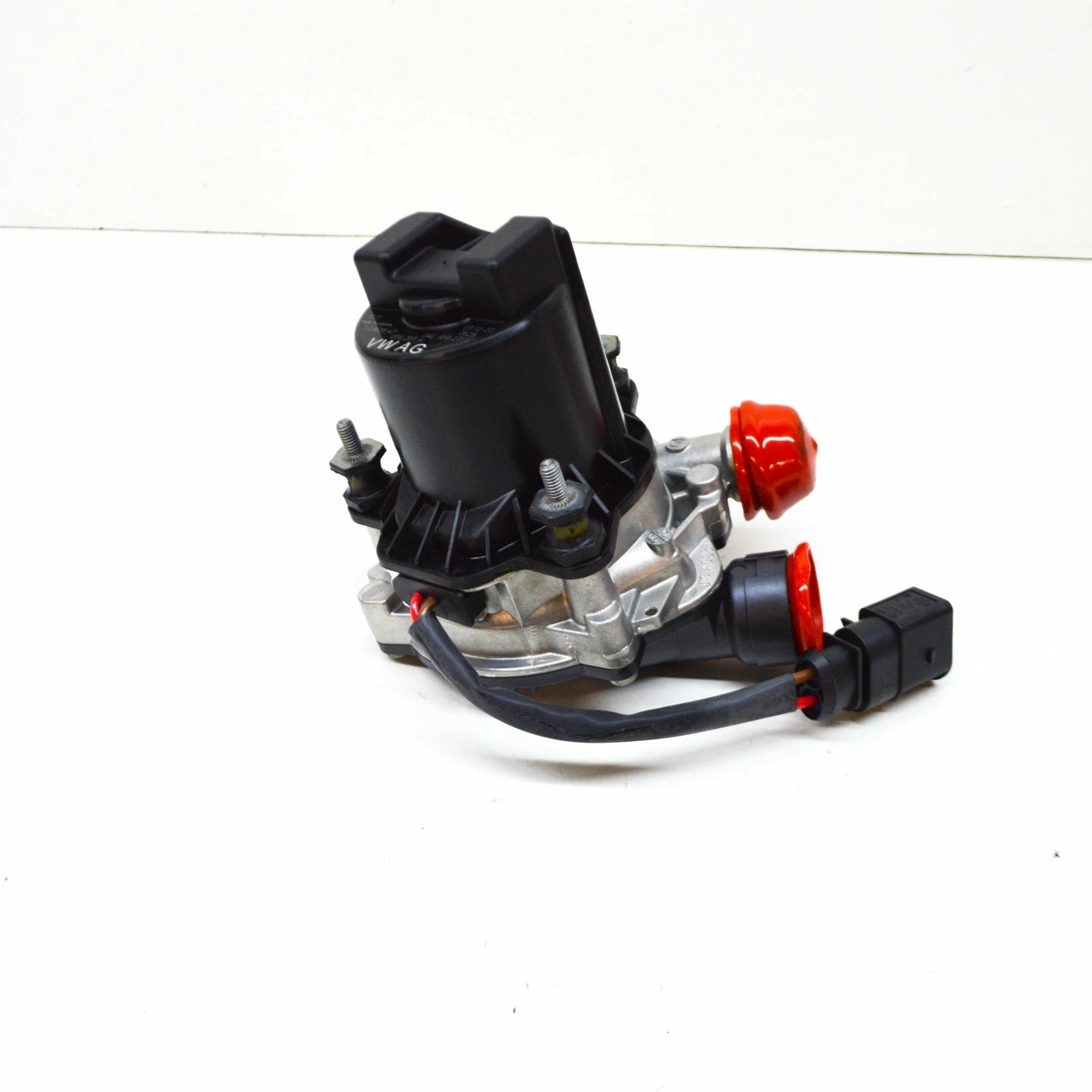 NEW VOLKSWAGEN GOLF MK7 5G SECONDARY AIR INJECTION PUMP 04E959231E ORIGINAL