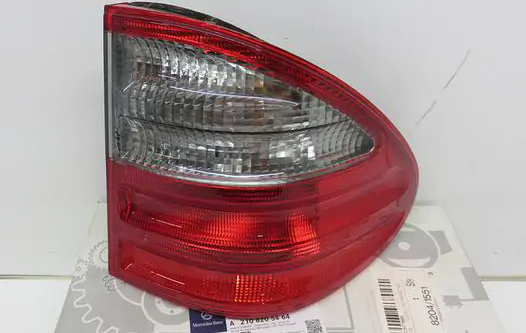 new mercedes-benz e s210 rear right outer taillight a2108205464 original