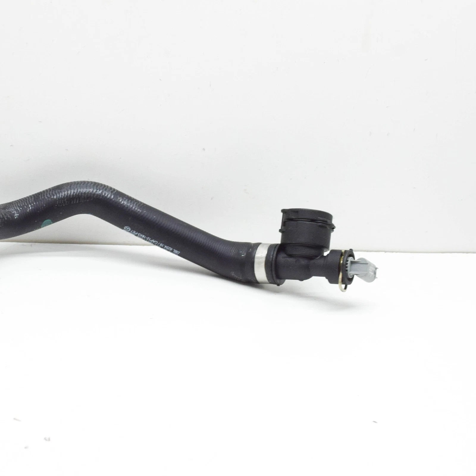 NEW MERCEDES-BENZ EQS V297 COOLANT HOSE A2975011601 ORIGINAL