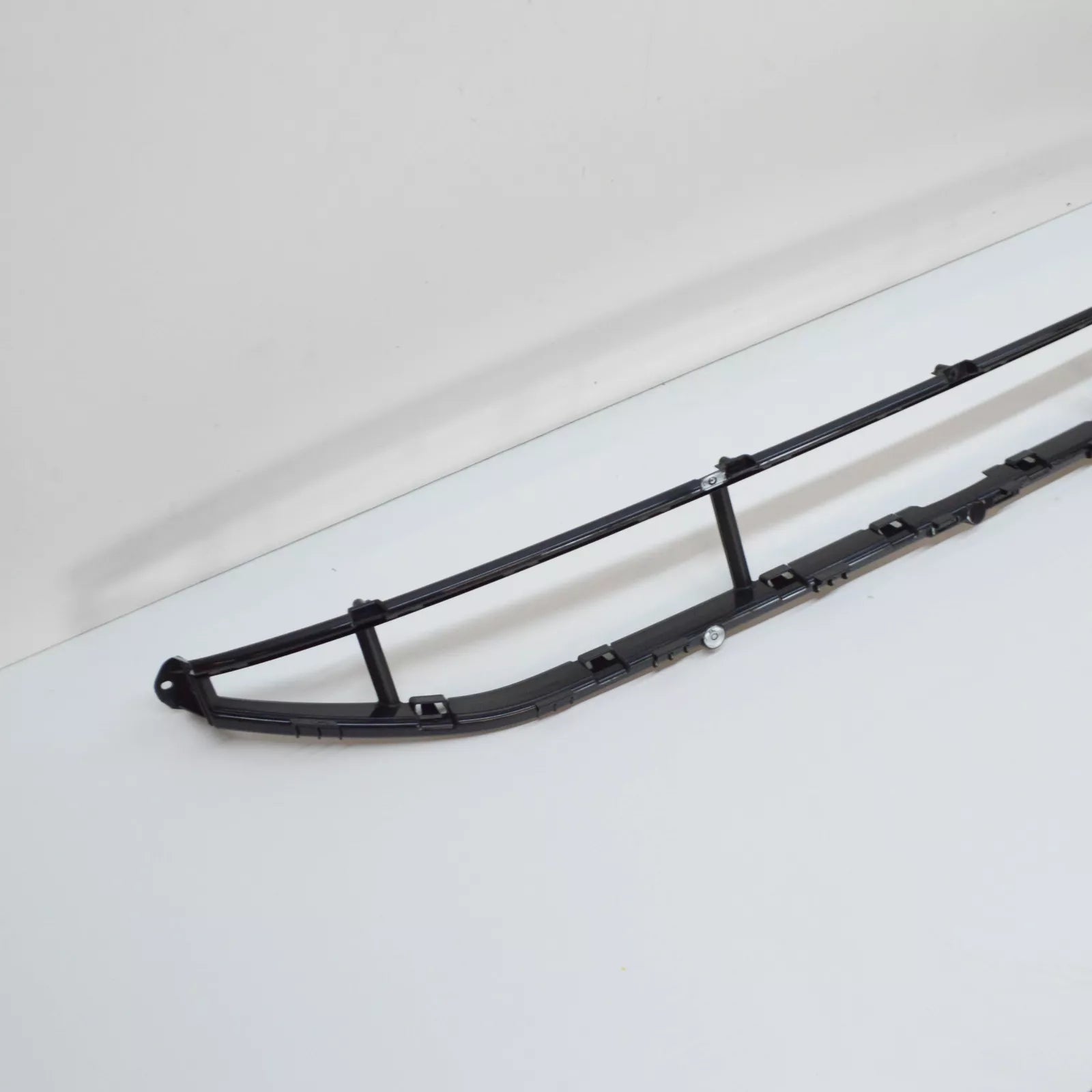 NEW AUDI E-TRON SPORTBACK GEA FRONT BUMPER CENTER LOWER GRILLE 4KE8076479B9