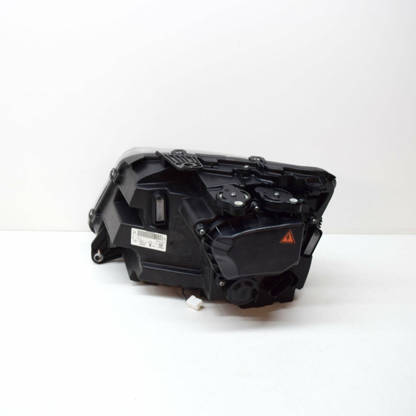 new volkswagen amarok 2h front right headlight lhd 2h1941018a original