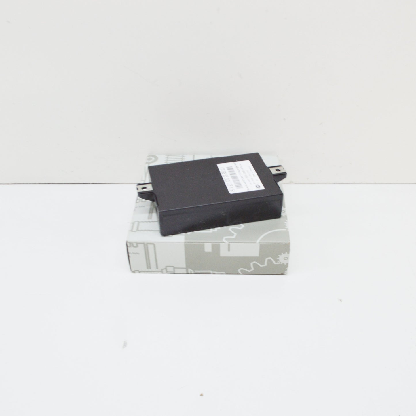 NEW MB E T-MODEL S211 REAR PANEL DOOR CONTROL UNIT A2118702685 ORIGINAL