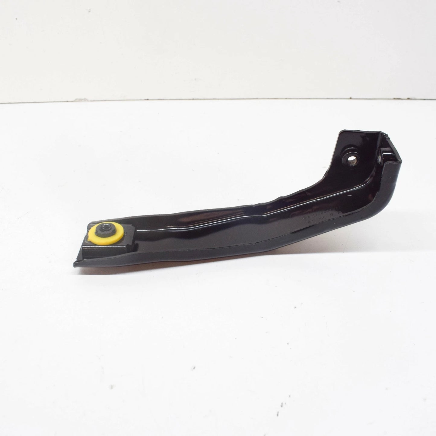 NEW MB E C238 FRONT LEFT BUMPER IMPACT BAR BRACKET A2386202900