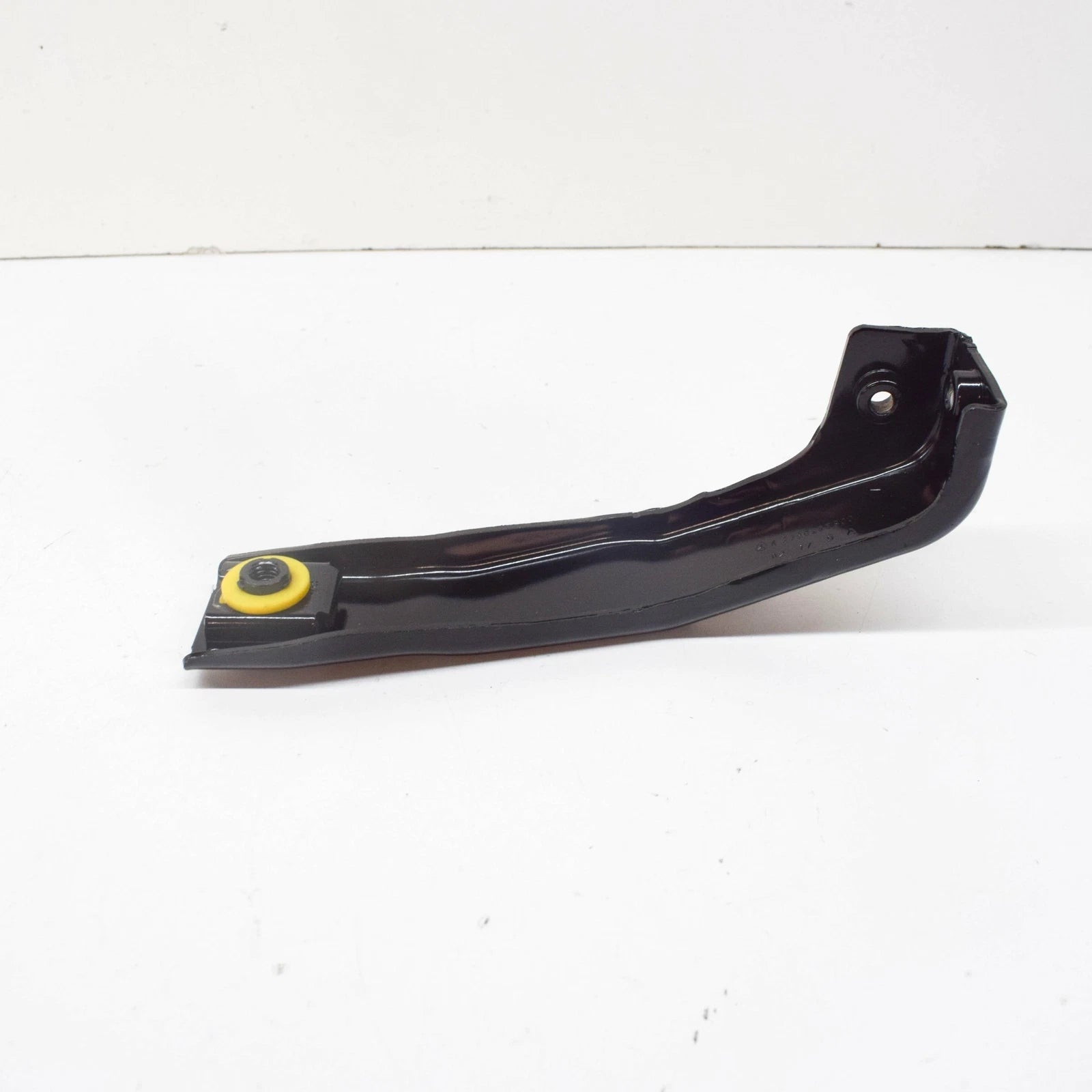 NEW MB E C238 FRONT LEFT BUMPER IMPACT BAR BRACKET A2386202900