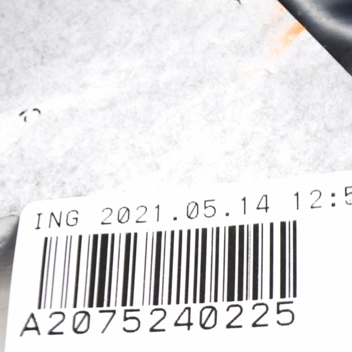 NEW MB E COUPE C207 ENGINE CENTER RIGHT SOUNDPROOF COVER A2075240225 ORIGINAL