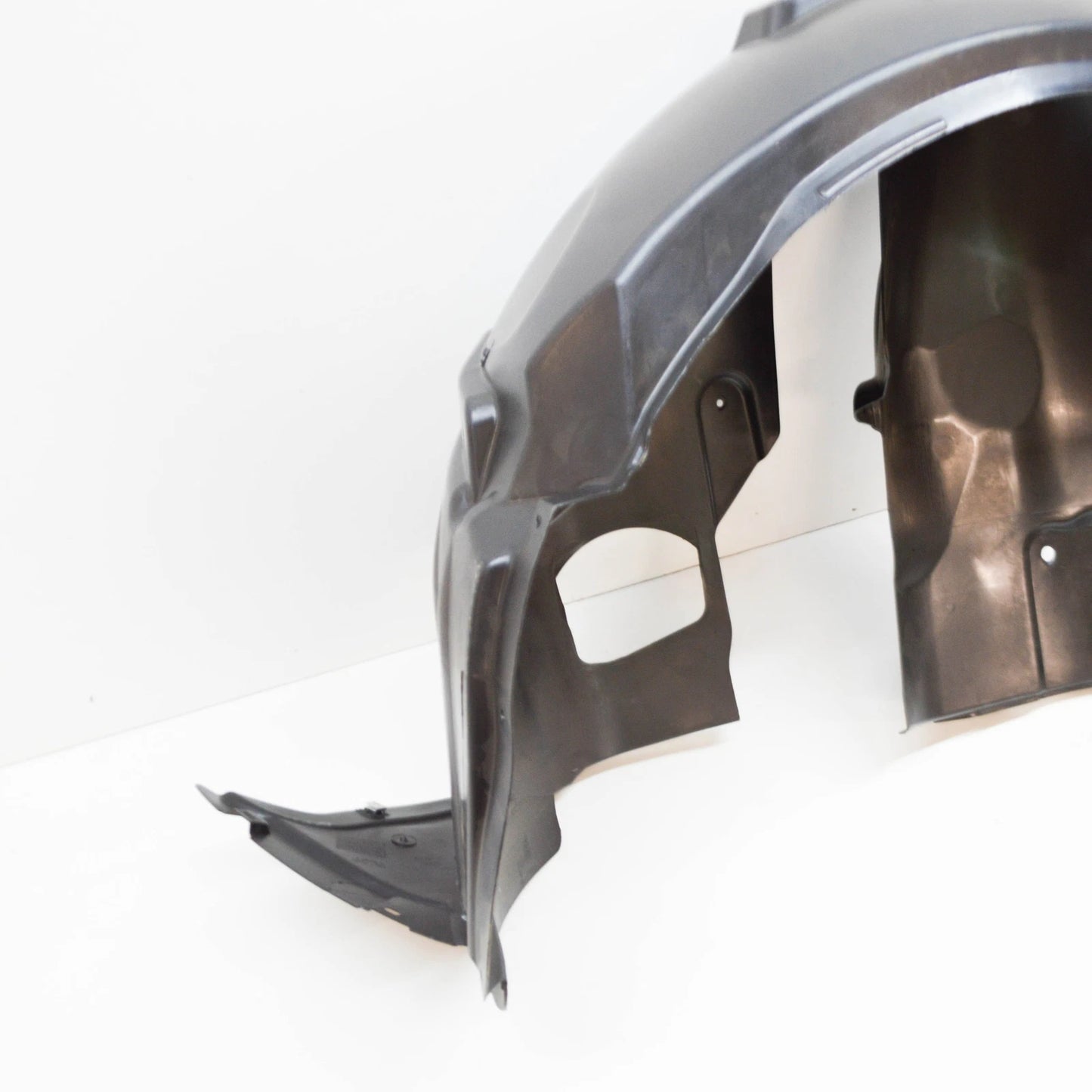 NEW AUDI A3 SPORTBACK 8V FRONT LEFT INNER WHEEL HOUSING LINER 8V0821171L