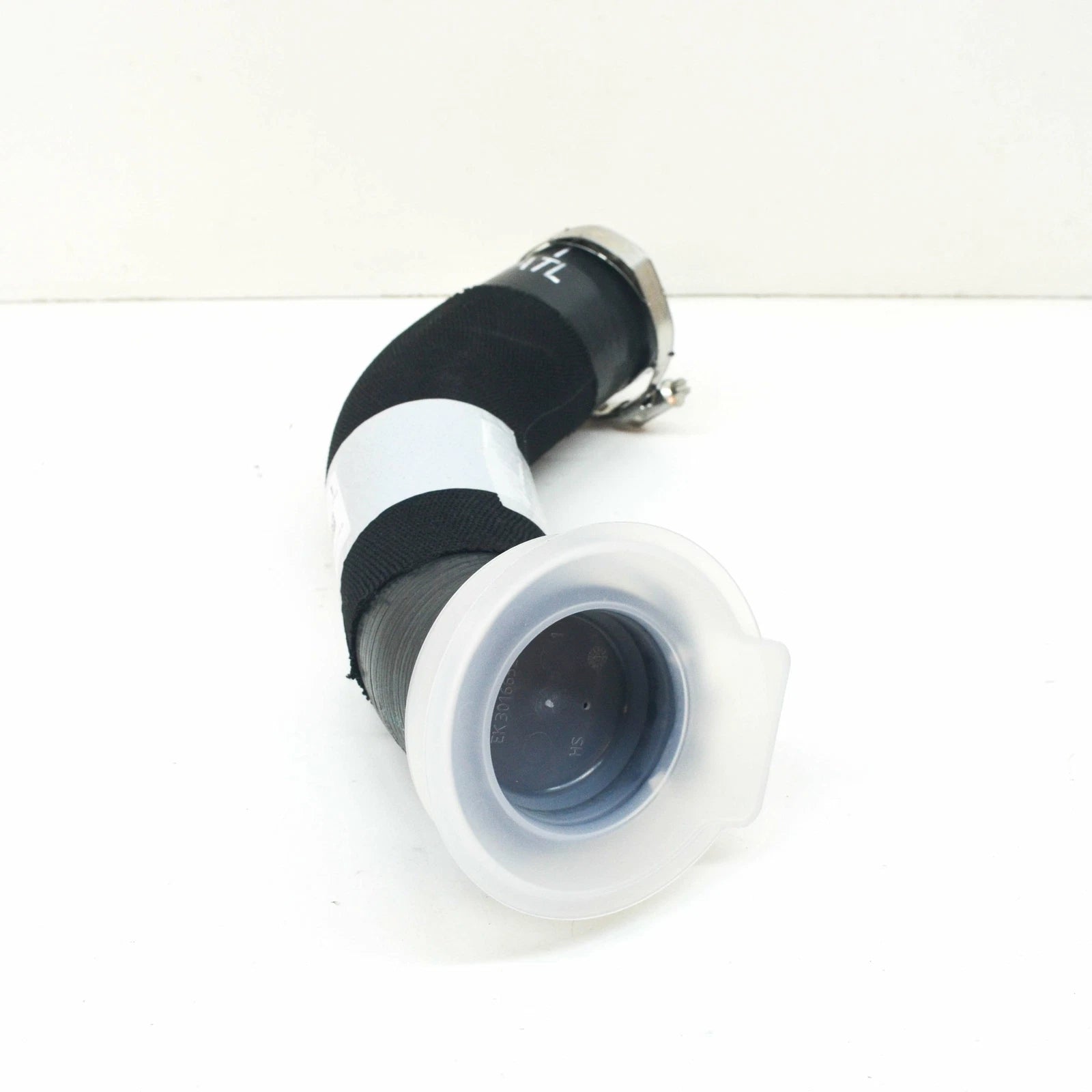 NEW AUDI Q7 4M RIGHT AIR CHARGE INTERCOOLER PIPE HOSE 4M0145738T ORIGINAL