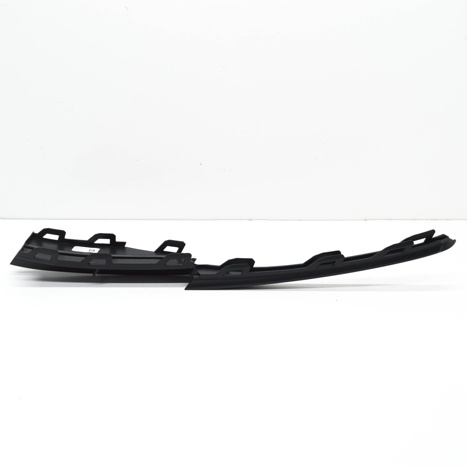 NEW VOLKSWAGEN JETTA MK7 A7 FRONT BUMPER LOWER TRIM RIGHT 17A8543229B9 ORIGINAL