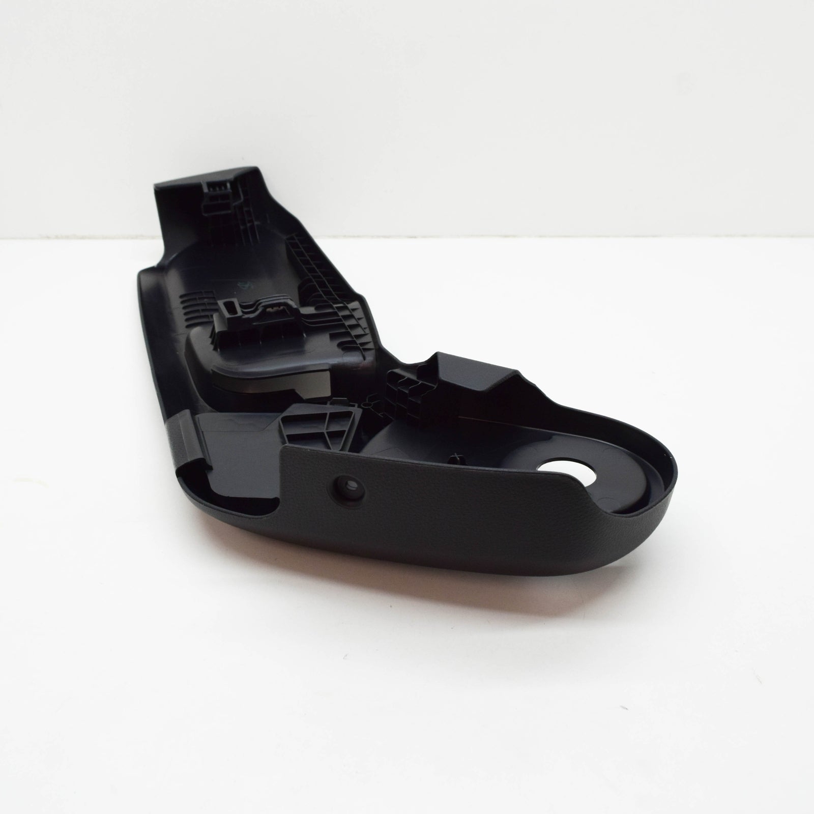 new ford ranger t6 mk1 front seat right cushion valance rhd 1750707 original