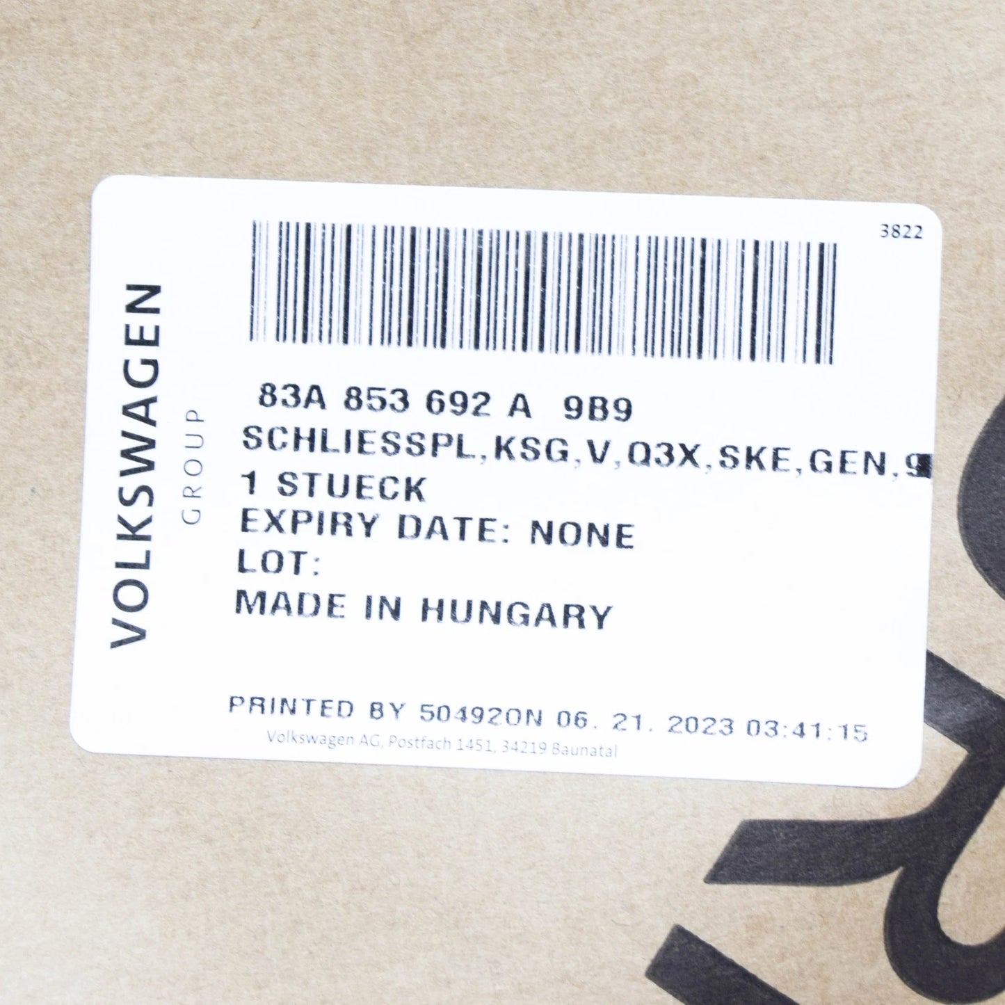 NEW AUDI Q3 F3 RADIATOR GRILLE REINFORCEMENT 83A853692A9B9 ORIGINAL