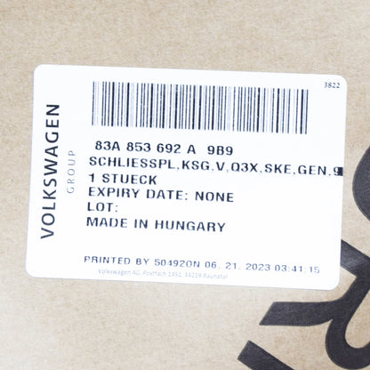 NEW AUDI Q3 F3 RADIATOR GRILLE REINFORCEMENT 83A853692A9B9 ORIGINAL