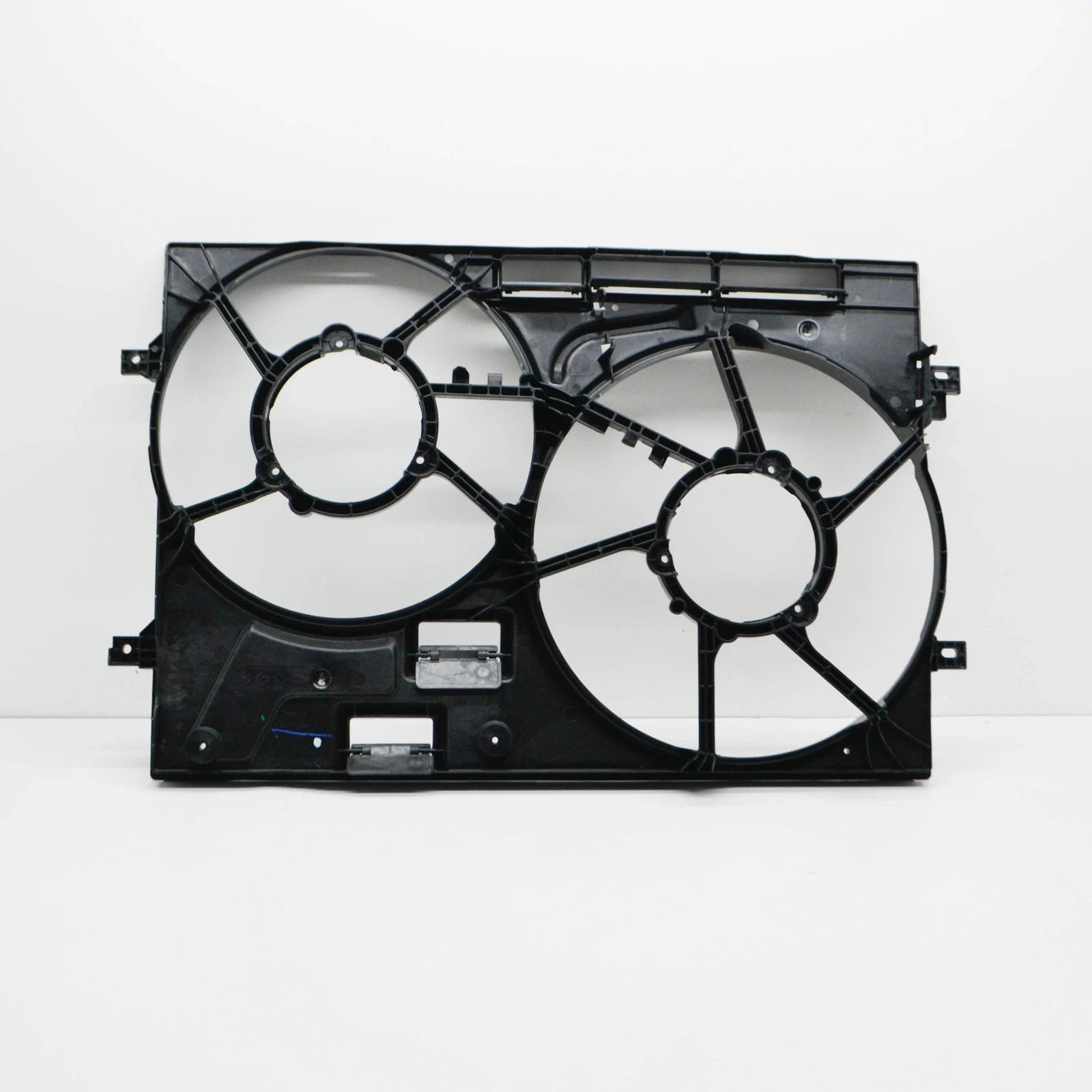 NEW VW TIGUAN ALLSPACE MK2 ENGINE TWIN FAN RING 5QN121205 ORIGINAL