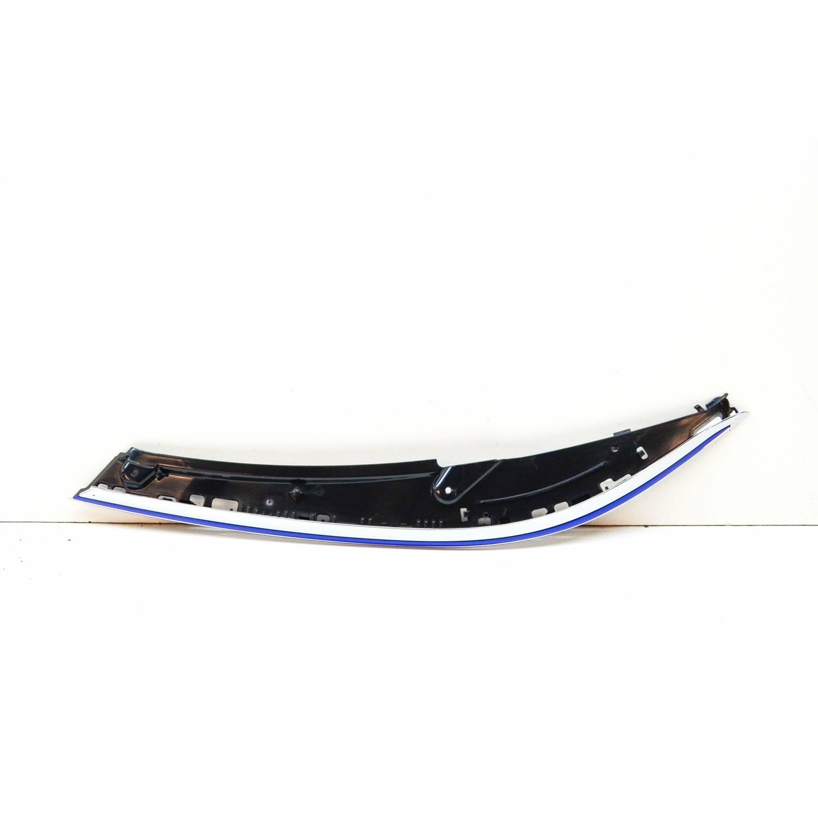 NEW VW PASSAT B8 4 MOTION FRONT LEFT HEADLIGHT PANEL TRIM 3G0941119C ORIGINAL