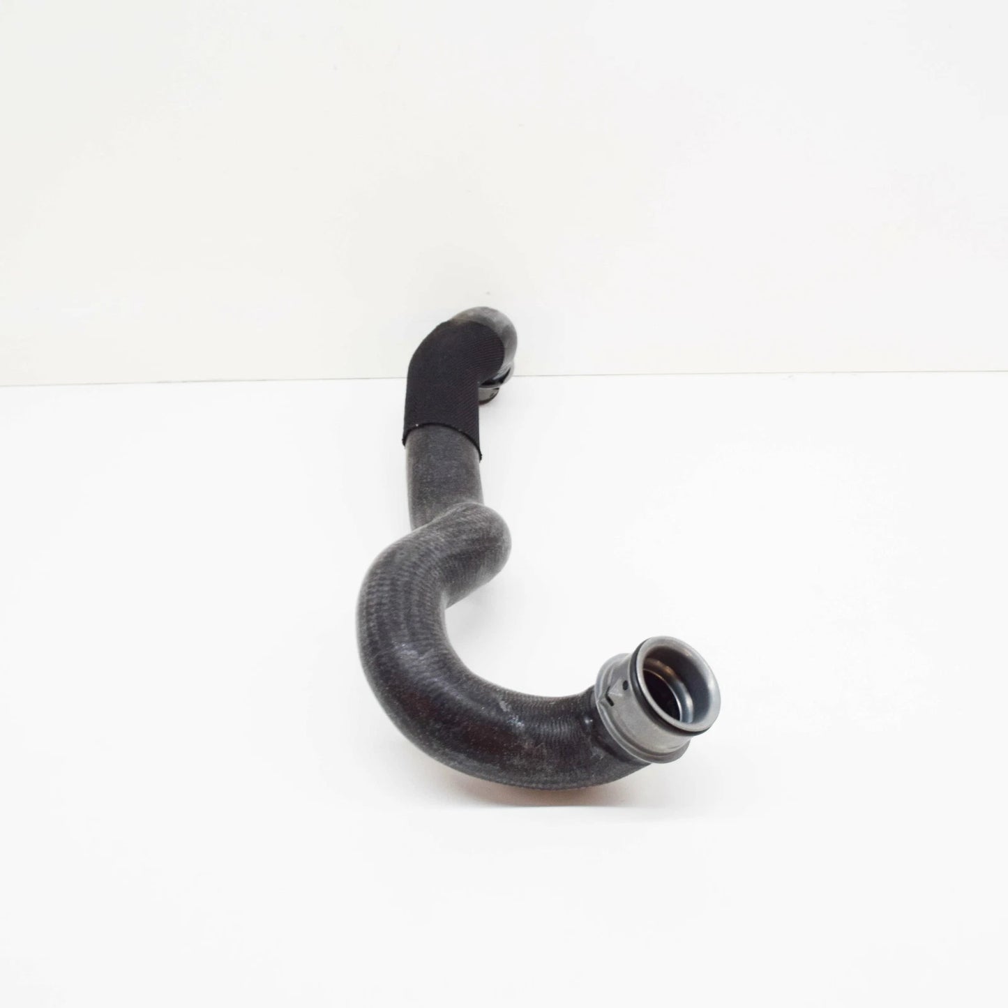 NEW MERCEDES-BENZ CLK C209 RADIATOR TOP HOSE A2095013082