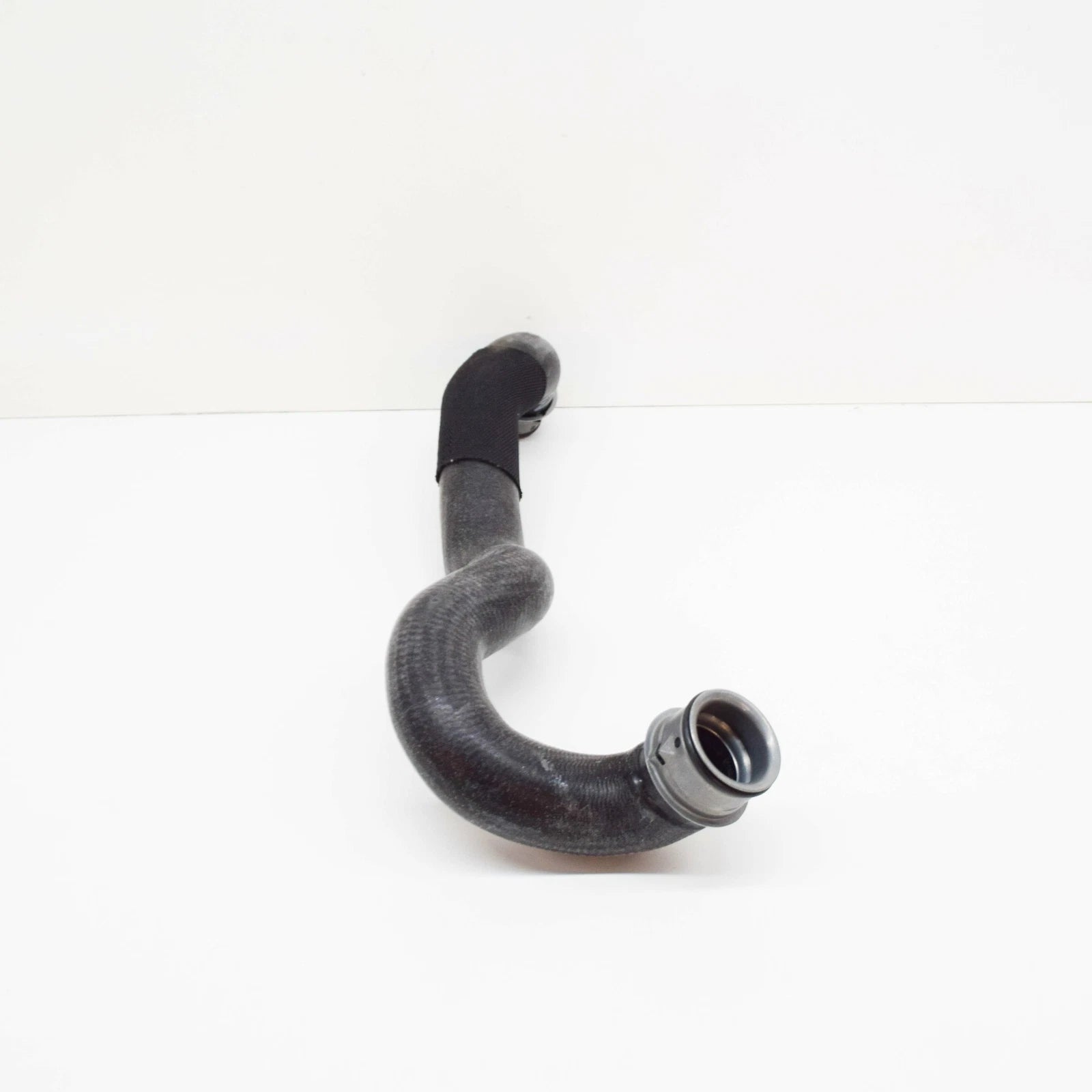 NEW MERCEDES-BENZ CLK C209 RADIATOR TOP HOSE A2095013082