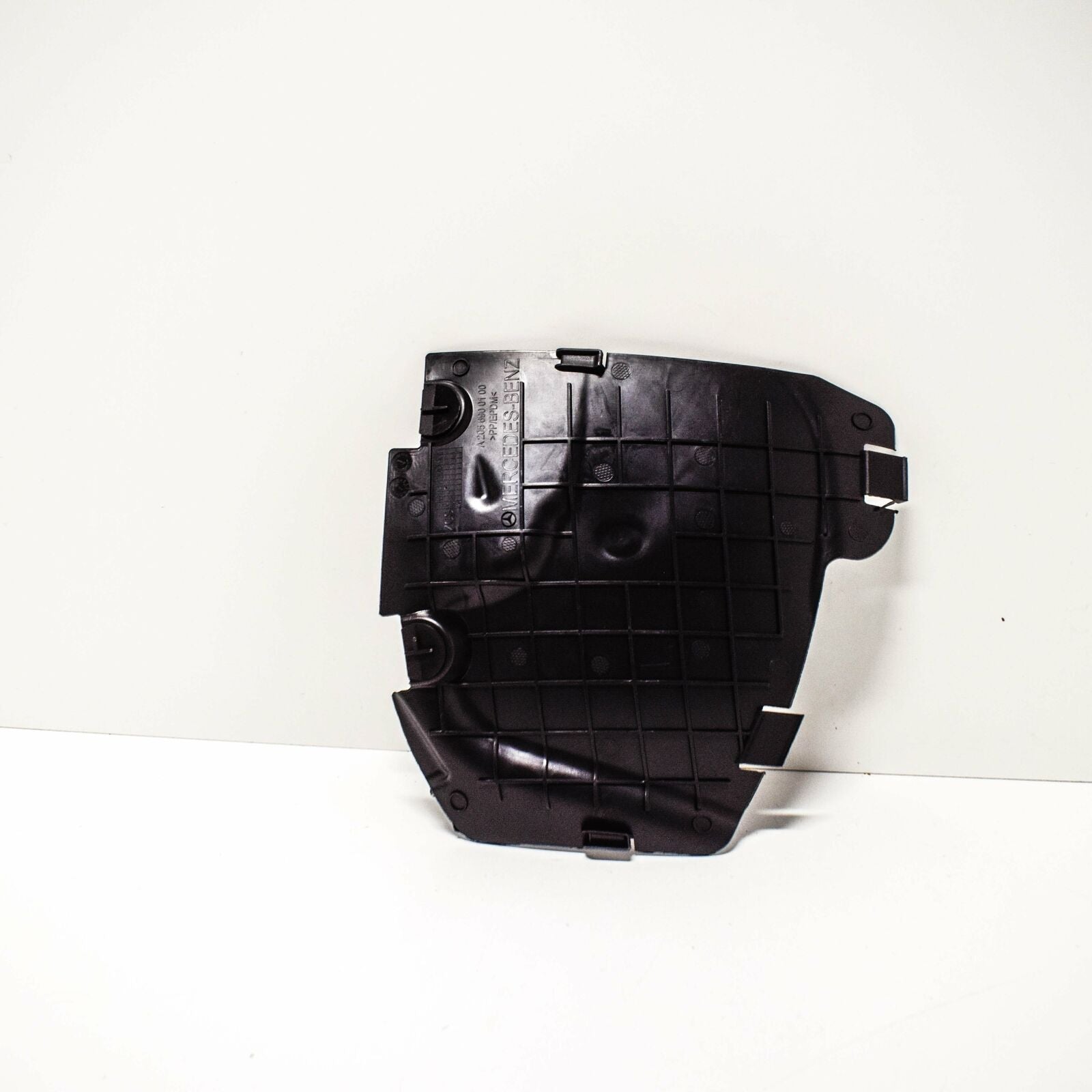 NEW MB C W205 FRONT LEFT MUD SPLASH GUARD FRONT PART A2056900100 ORIGINAL