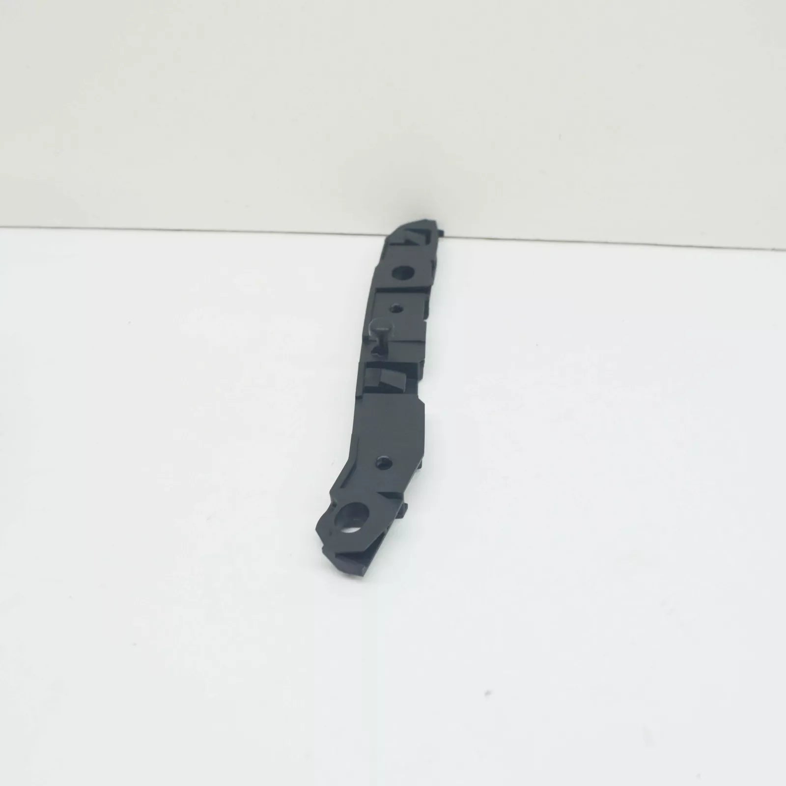 NEW MB E C238 FRONT BUMPER RIGHT WHEEL ARCH MOUNTING RAIL A2388856400 ORIGINAL