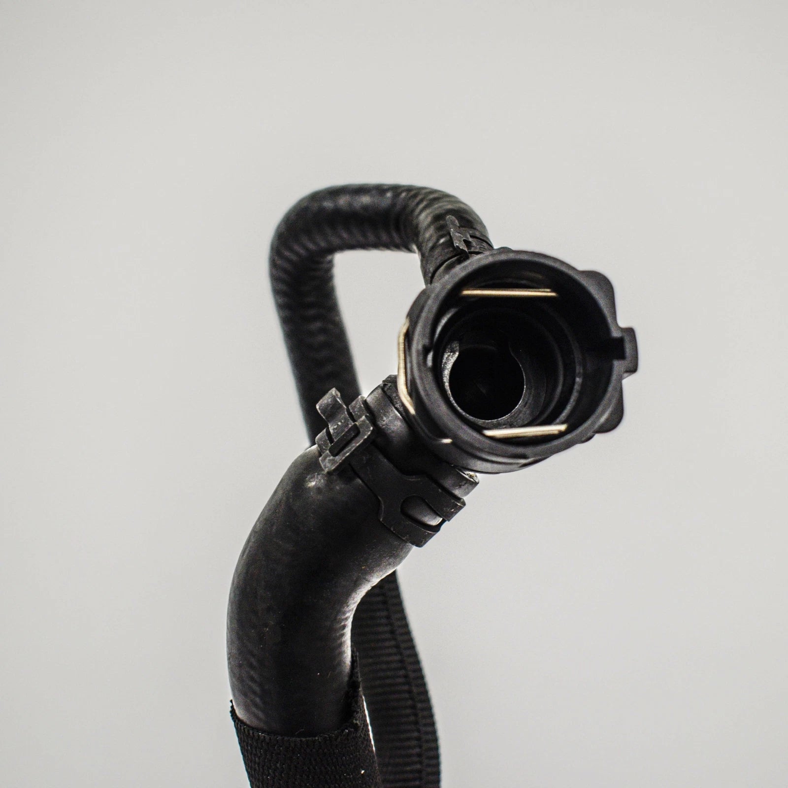 NEW AUDI A3 8V COOLANT PIPE HOSE 5Q0122157AK