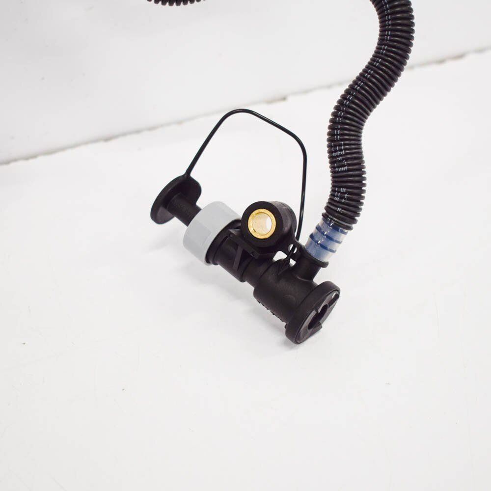 NEW MERCEDES-BENZ M-CLASS W163 T SHAPE FUEL PIPE LINE A6120703232 ORIGINAL