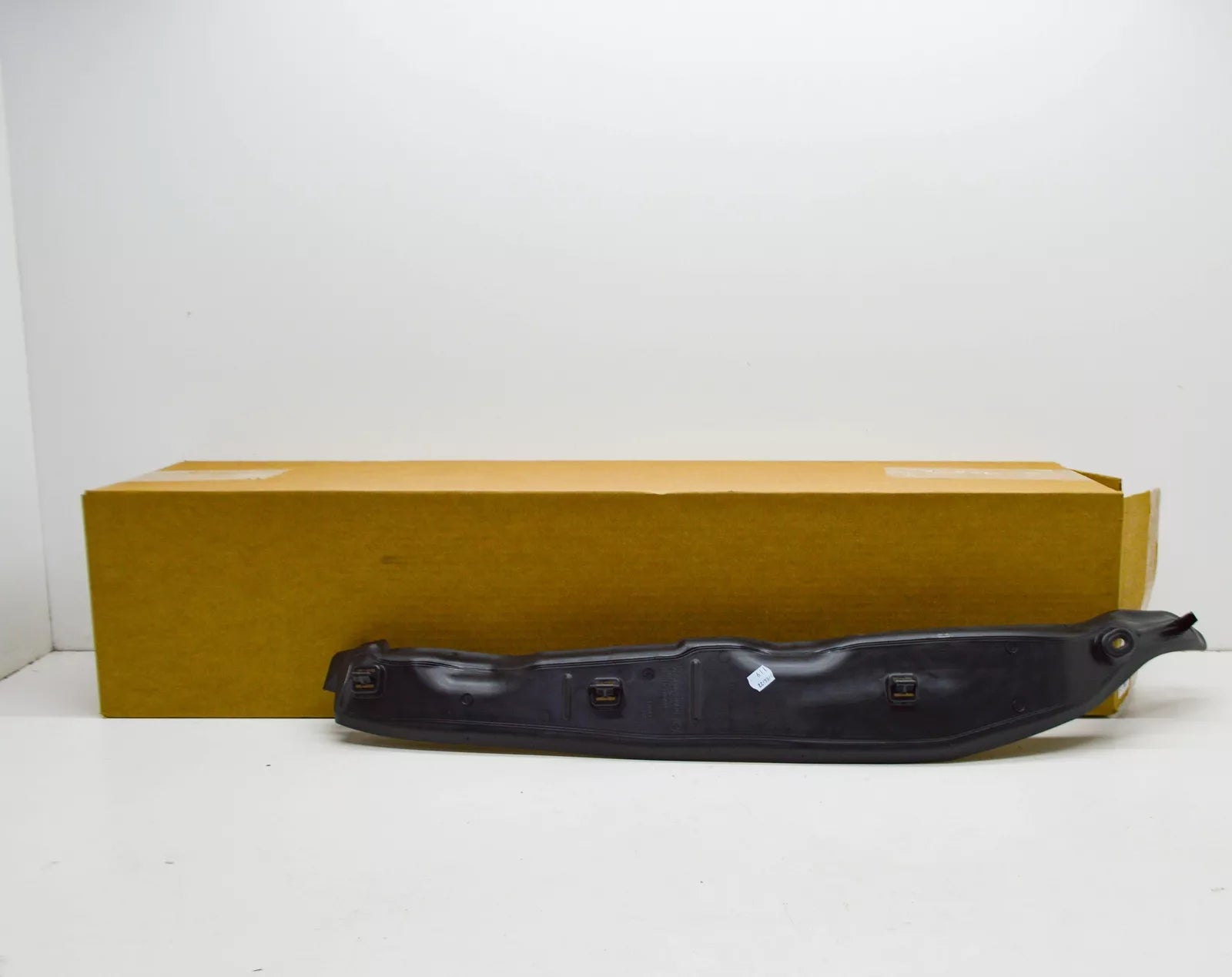 NEW BMW X5 G05 REAR LEFT SIDE PANEL SEALING 51487214653 7214653 ORIGINAL