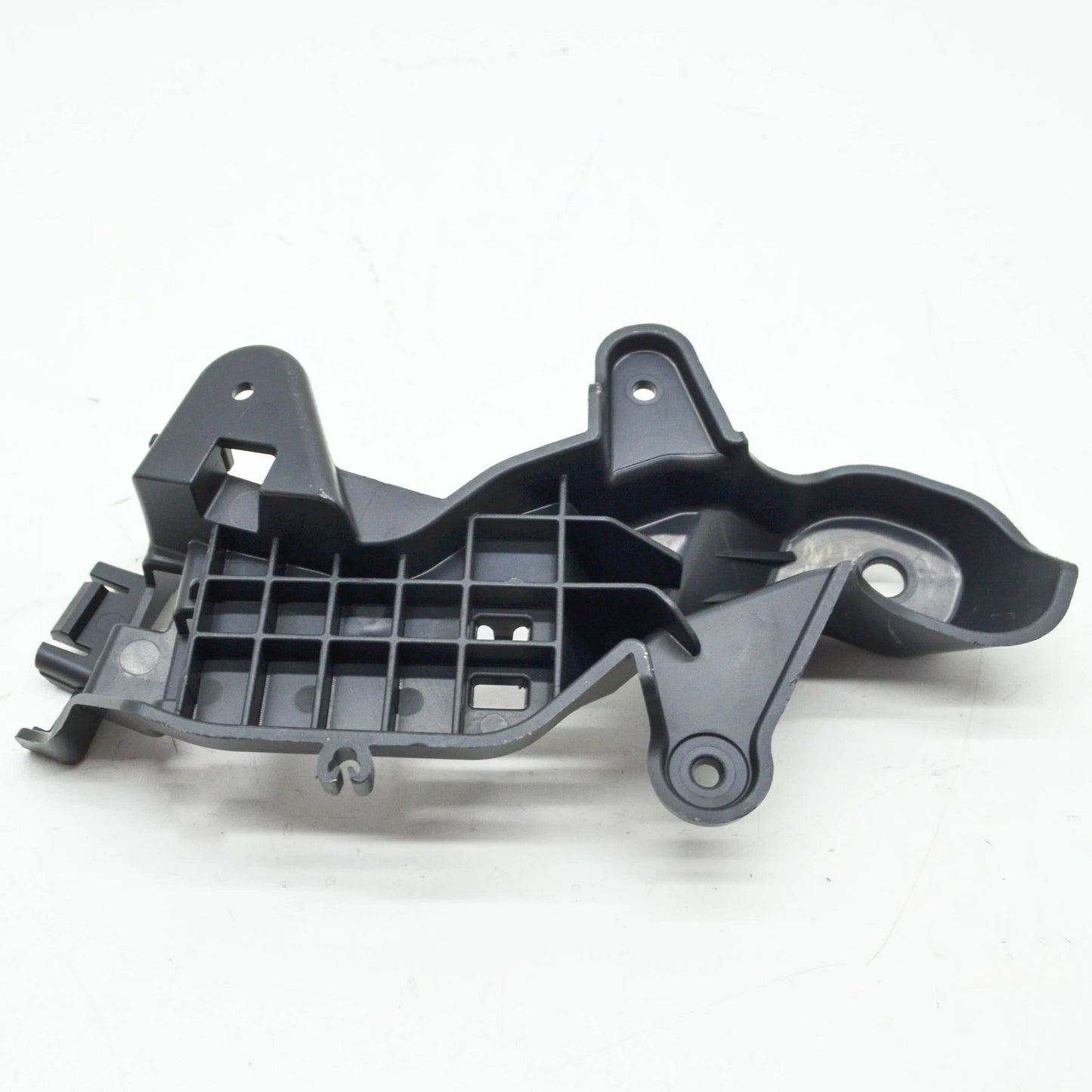 NEW MERCEDES-BENZ C W205 REAR LEFT BUMPER LOWER BRACKET A2058854114 ORIGINAL