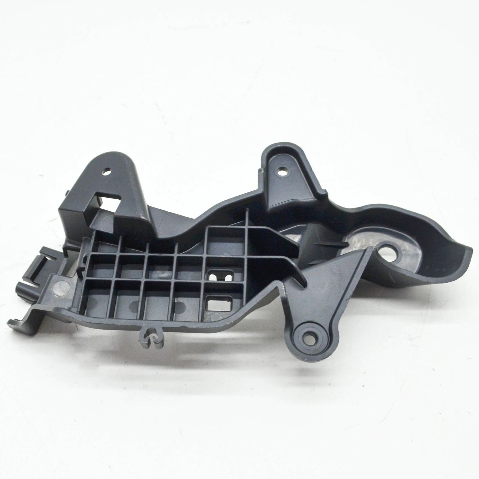 NEW MERCEDES-BENZ C W205 REAR LEFT BUMPER LOWER BRACKET A2058854114 ORIGINAL