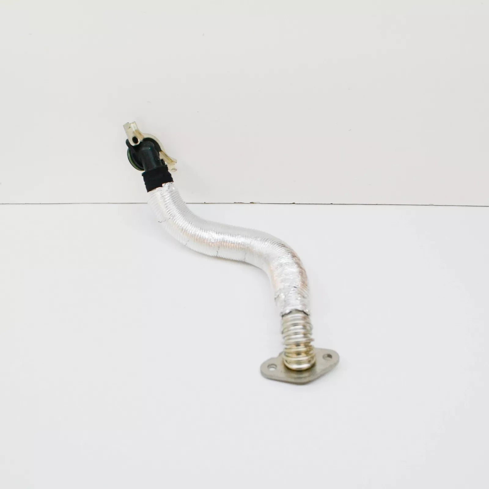 NEW AUDI TT RS 8J BREATHER LINE 07K103213E