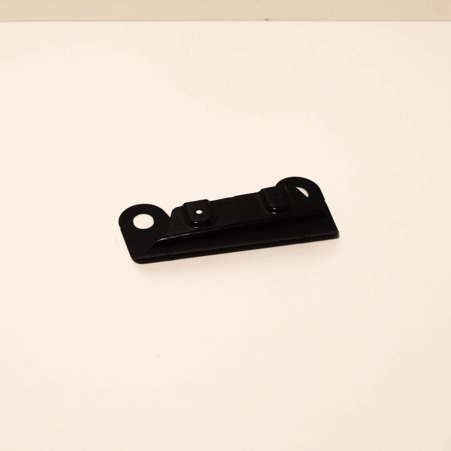 NEW AUDI A4 8K B8 FRONT LEFT FENDER BRACKET 8K0821467B ORIGINAL