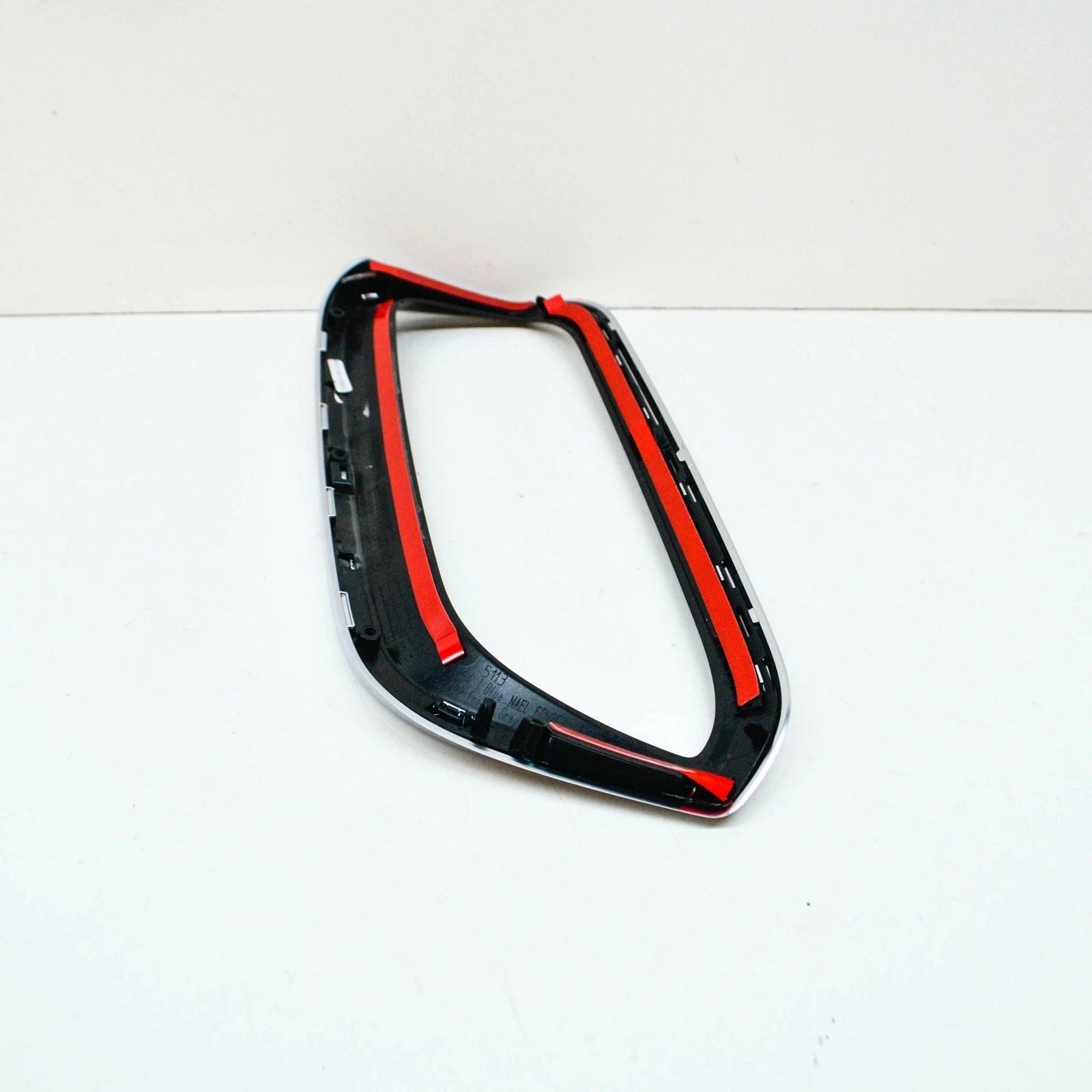 NEW BMW I3 I01 FRONT BUMPER RIGHT GRILLE TRIM 51237955388