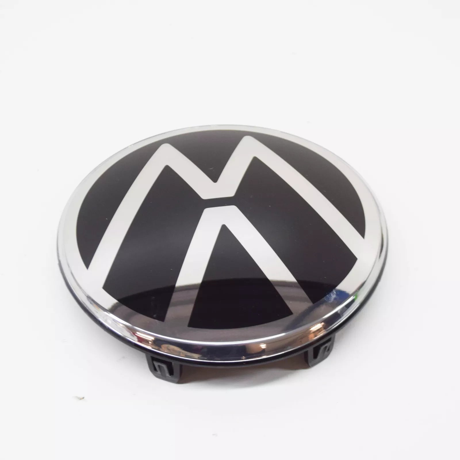 NEW VOLKSWAGEN ARTEON FRONT EMBLEM BADGE 5H0853601KDPJ ORIGINAL