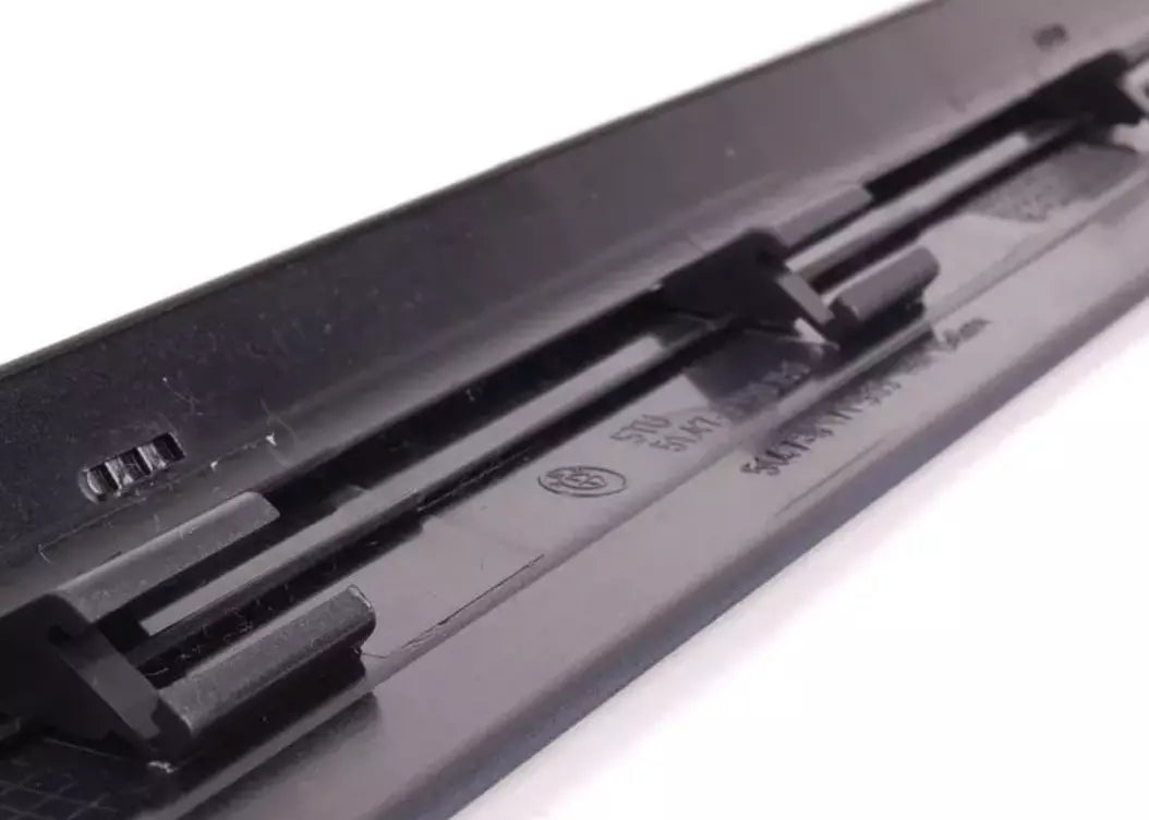 NEW BMW 7 E38 FRONT LEFT DOOR SILL TRIM 8174505 51478174505 ORIGINAL