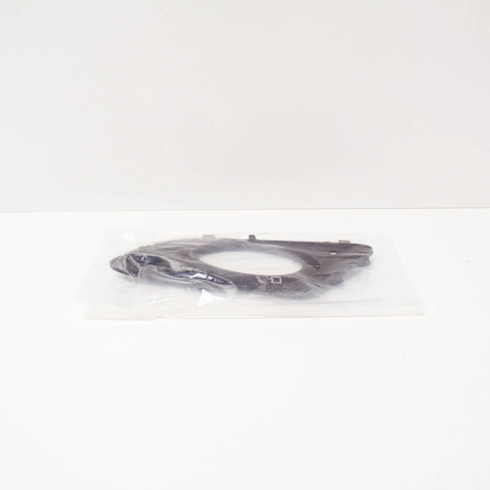 NEW MERCEDES-BENZ CLK C209 RIGHT FOG LIGHT GRILLE A2098850423 2008 ORIGINAL