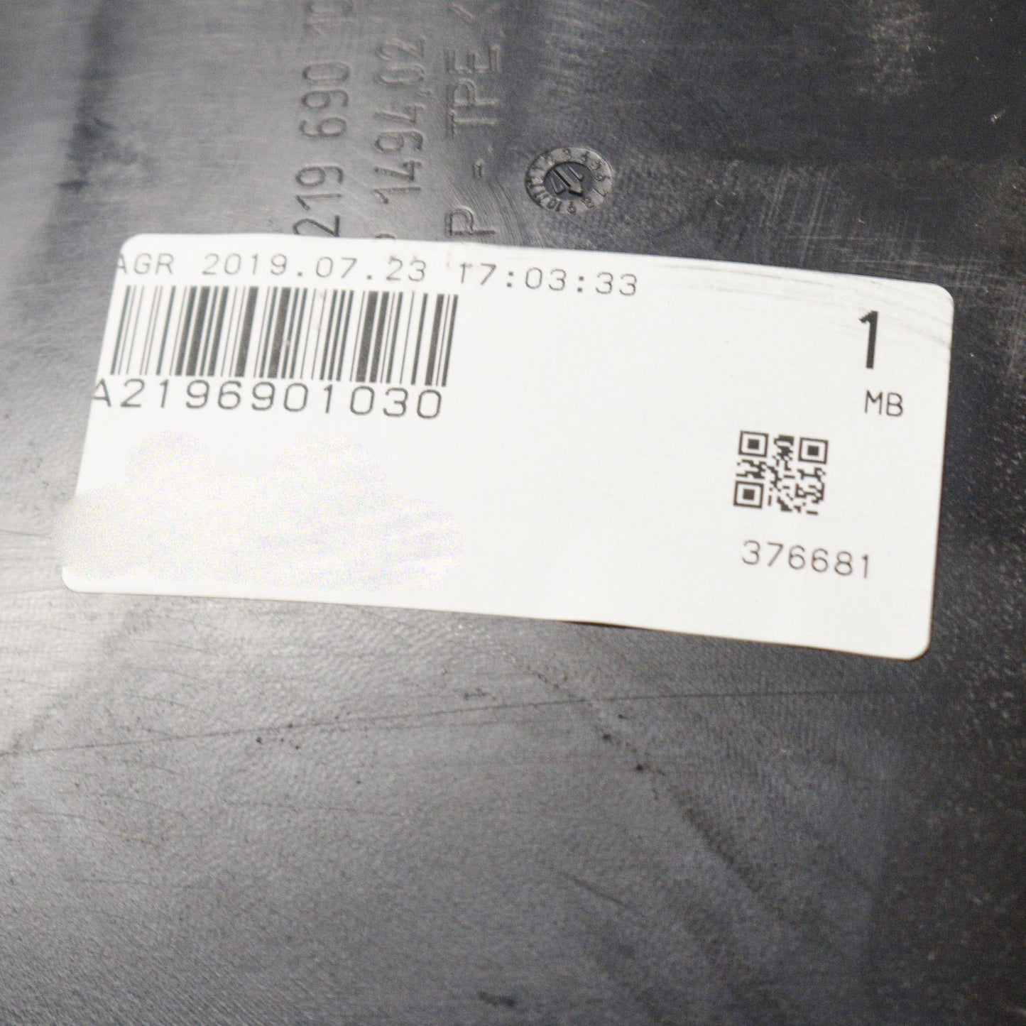 new mercedes-benz cls c219 front right fender front piece a2196901030 original