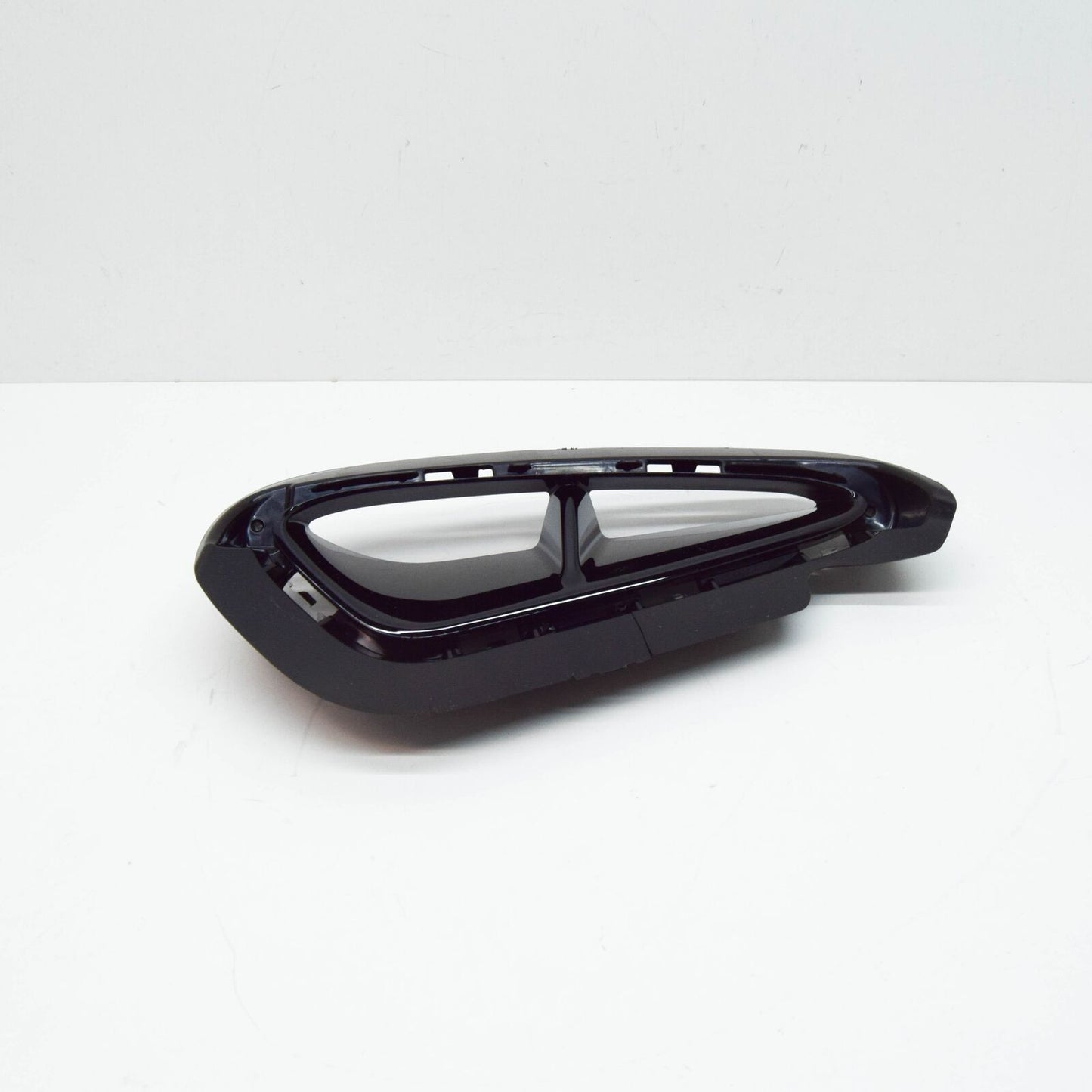 NEW CUPRA FORMENTOR FRONT BUMPER LEFT VENT 5FF807575041 ORIGINAL