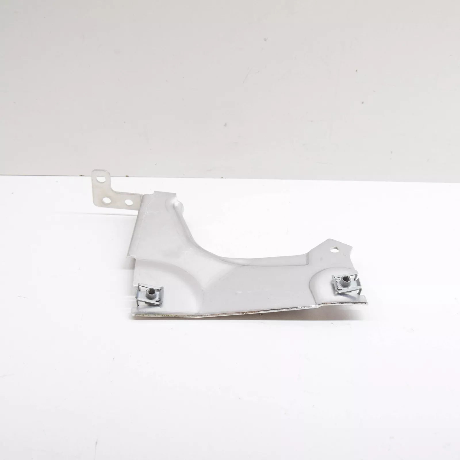 NEW MERCEDES-BENZ CLS C257 FRONT LEFT CROSSMEMBER BRACING A2576220100 ORIGINAL