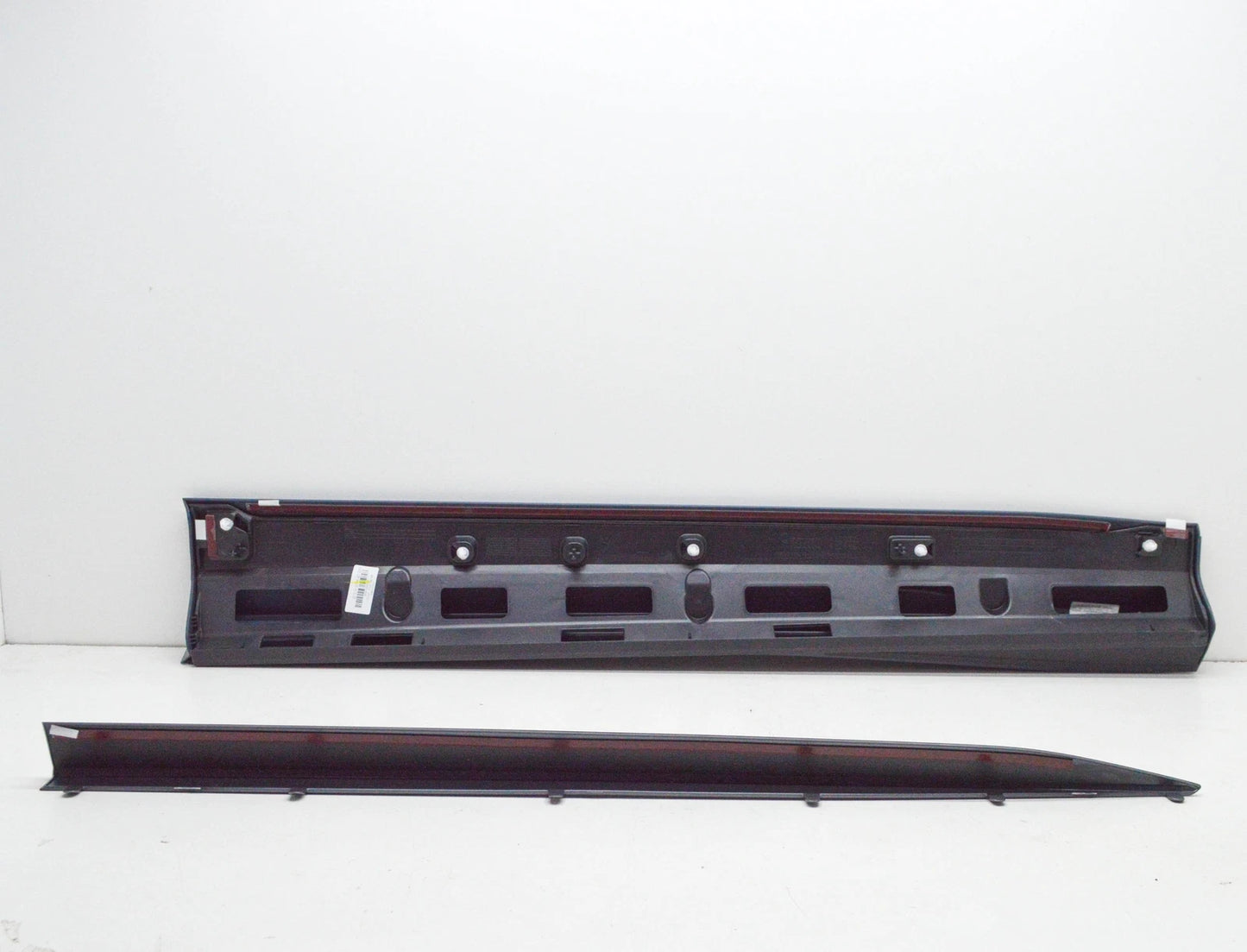 NEW AUDI Q3 8U FRONT LEFT DOOR LOWER MOLDING 83A853959BGRU